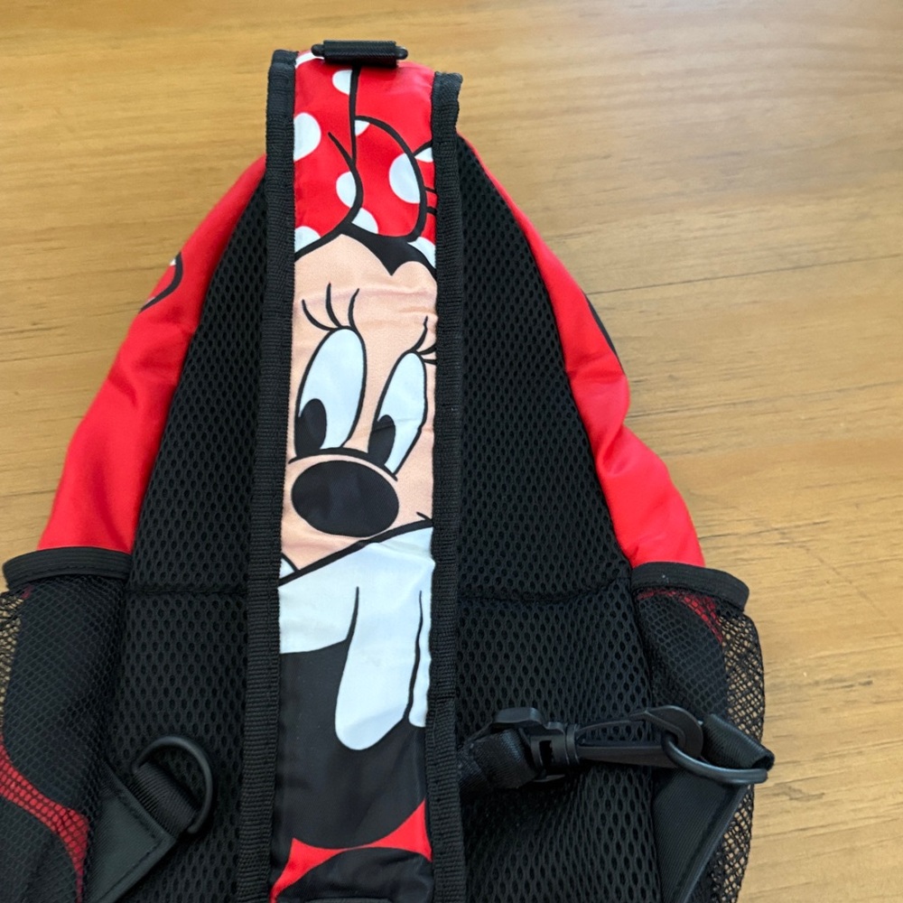 Disney Red and Black Minnie Mouse Shoulder Bag - Picture 3 of 3